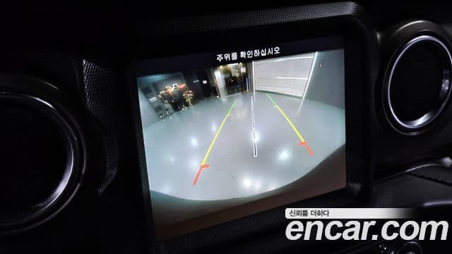 Jeep Wrangler (JL) 2.0 Rubicon Power top 4도어, 2019 16