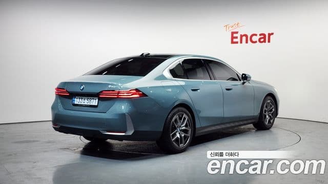 BMW 5시리즈 (G60), 2024 2