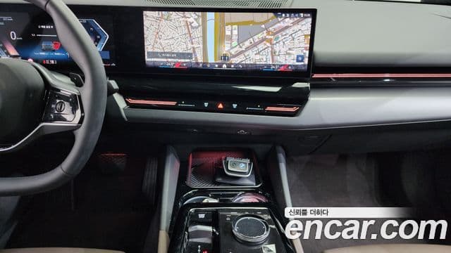 BMW 5시리즈 (G60), 2024 15