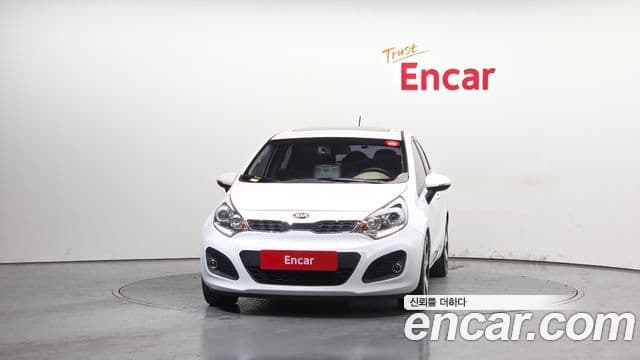 Kia All New Pride Prestige, 2013 3