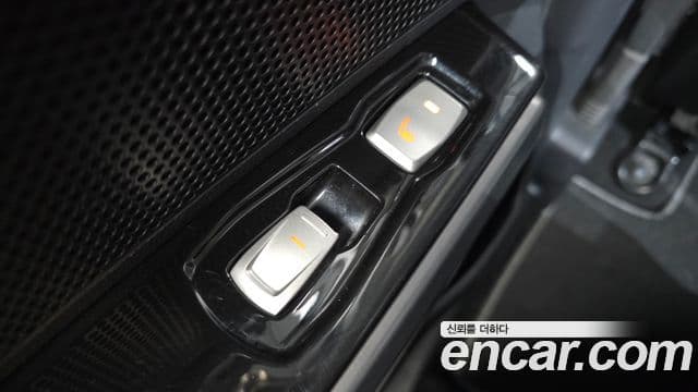 KG모빌리티(SsangYong) Tivoli LX 2WD, 2017 18