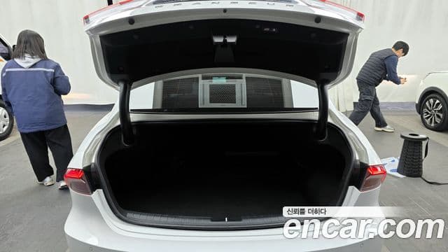 Hyundai The / новый New Grandeur IG гибрид Le Blanc, 2022 20