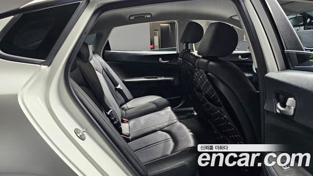 Kia K5 2세대 Prestige, 2018 13
