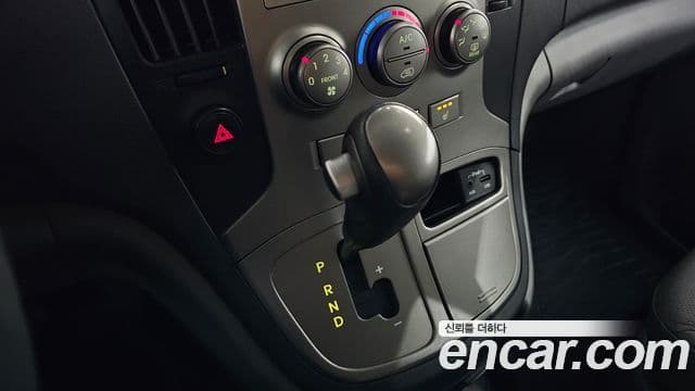 Hyundai Grand Starex CVX Luxury, 2016 9