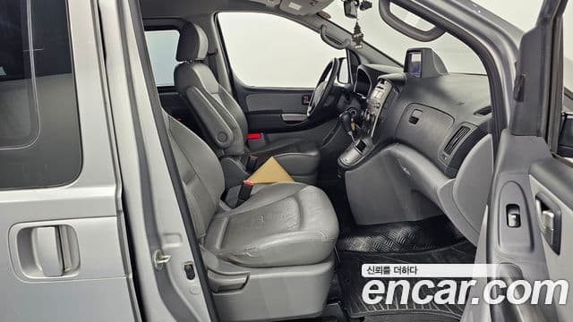 Hyundai Grand Starex CVX Luxury, 2016 10