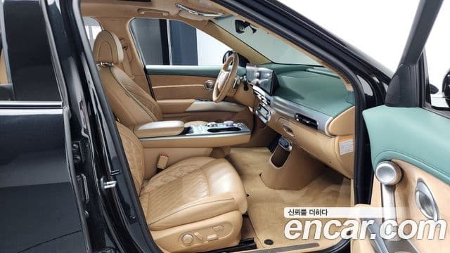 Genesis GV60 Standard, 2022 11