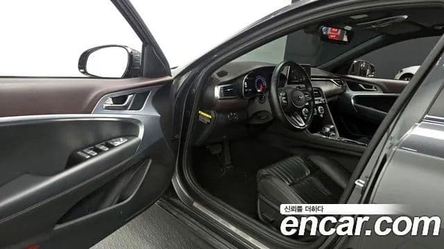 Genesis G70 Supreme, 2018 10