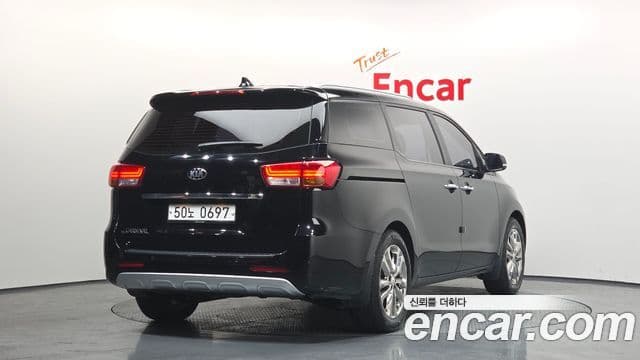Kia All New Carnival Prestige, 2016 2
