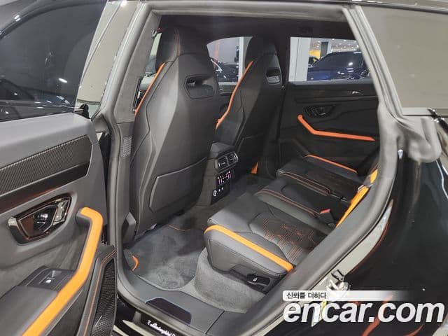 Lamborghini Urus 4.0 V8 SE, 2025 17
