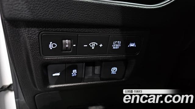 Hyundai Sonata гибрид (DN8) Family, 2020 13