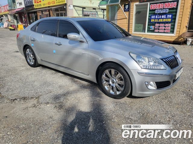 Hyundai Equus Premier, 2010 4