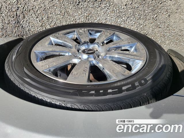 Hyundai Equus Premier, 2010 6