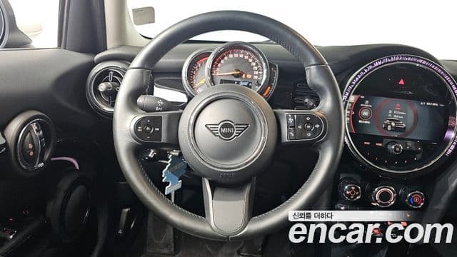 Mini Cooper 3세대, 2022 13