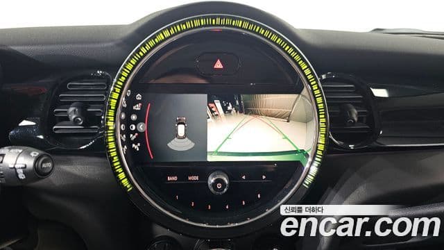 Mini Cooper 3세대, 2022 15