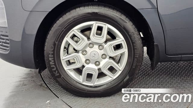 Hyundai Staria Modern, 2023 все фото