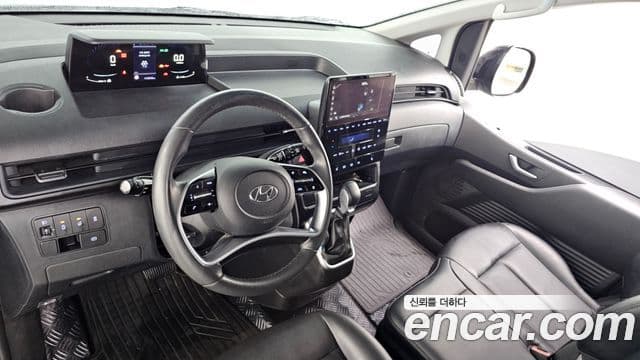 Hyundai Staria Modern, 2023 7