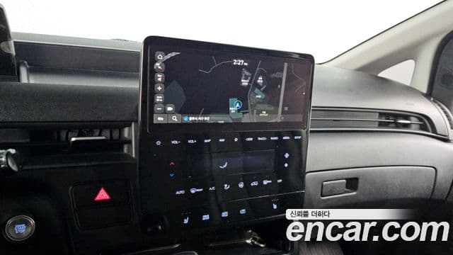 Hyundai Staria Modern, 2023 14