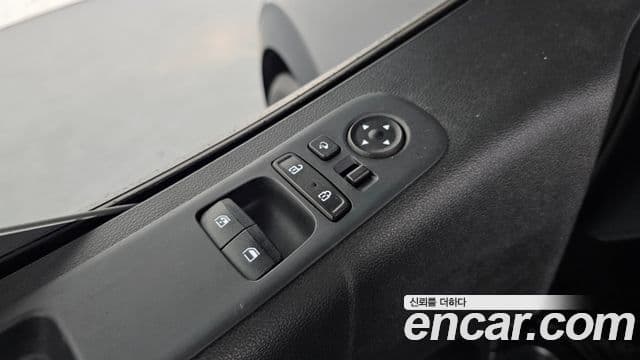 Hyundai Staria Modern, 2023 18