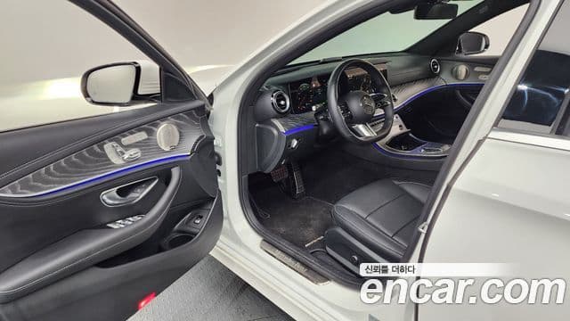 Mercedes-Benz E-класс W213 AMG Line, 2022 10