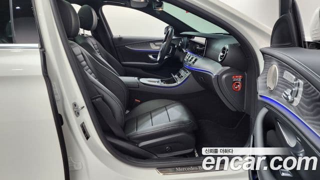 Mercedes-Benz E-класс W213 AMG Line, 2022 11