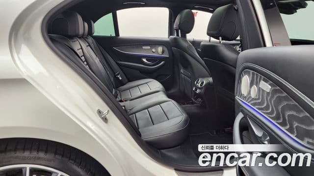 Mercedes-Benz E-класс W213 AMG Line, 2022 12