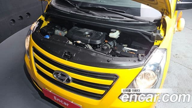 Hyundai Grand Starex 4WD детский перевозочный автомобиль, 2017 6