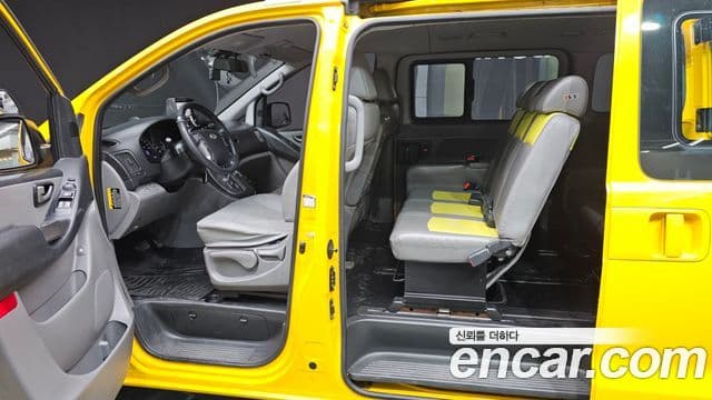 Hyundai Grand Starex 4WD детский перевозочный автомобиль, 2017 10