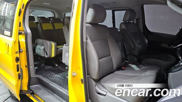 Hyundai Grand Starex 4WD детский перевозочный автомобиль, 2017 12