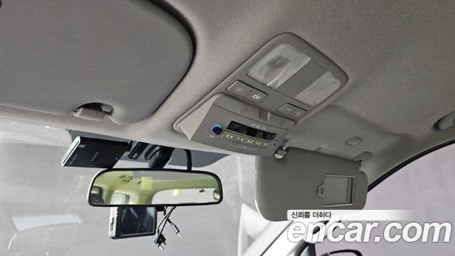 Hyundai Grand Starex 4WD детский перевозочный автомобиль, 2017 19