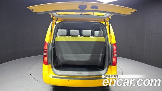 Hyundai Grand Starex 4WD детский перевозочный автомобиль, 2017 20