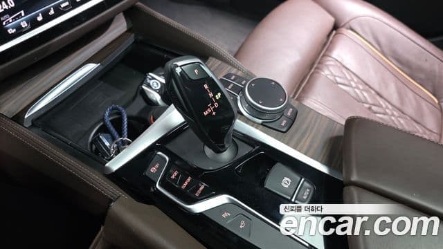 BMW 5시리즈 (G30) 520d M Sport Plus, 2020 9