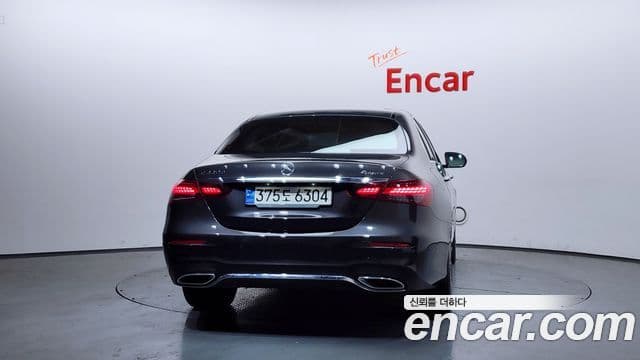 Mercedes-Benz E-класс W213 AMG Line, 2022 4