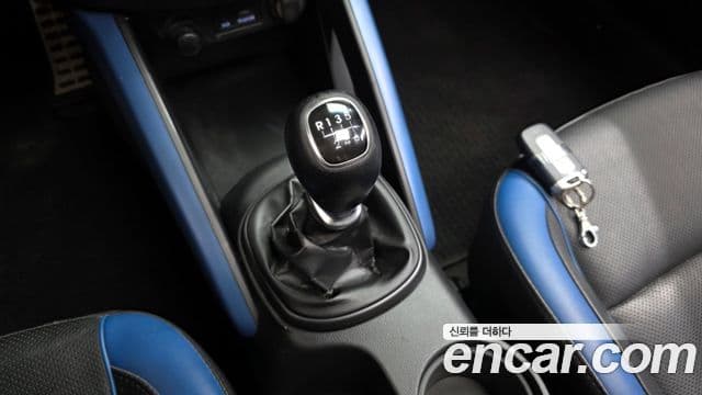 Hyundai Veloster турбо GDi Extreme, 2013 9