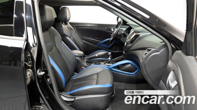 Hyundai Veloster турбо GDi Extreme, 2013 11