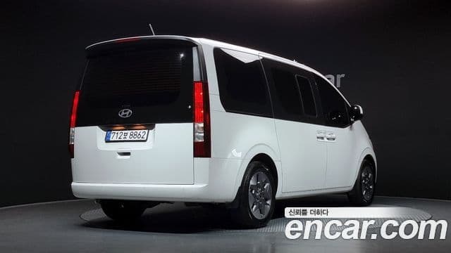 Hyundai Staria Modern, 2025 2