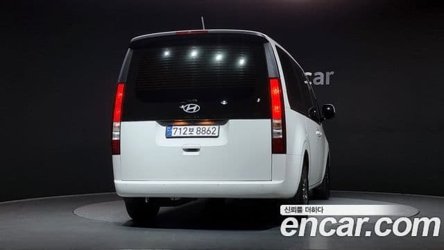 Hyundai Staria Modern, 2025 4