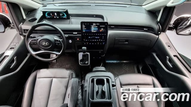 Hyundai Staria Modern, 2025 7