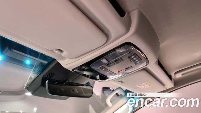 Hyundai Staria Modern, 2025 19