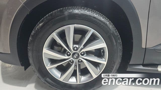 Hyundai Santa Fe TM Exclusive, 2019 все фото