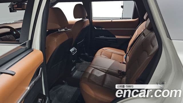 KG모빌리티(SsangYong) Torres T7, 2023 12