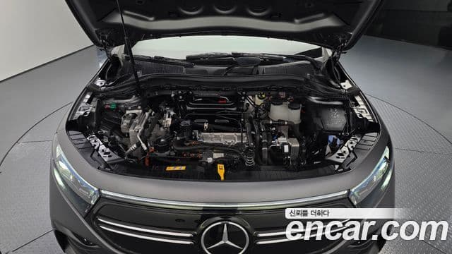 Mercedes-Benz EQA H243 AMG Line, 2023 6