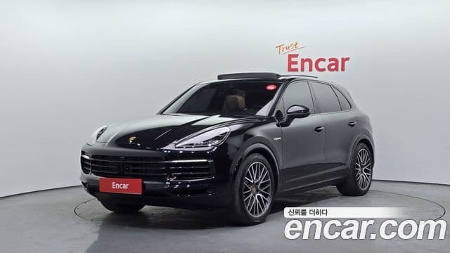 Porsche Cayenne (PO536) 3.0 E-гибрид, 2022 1
