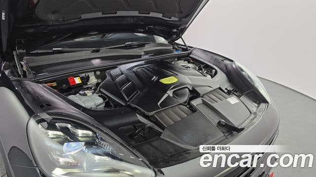 Porsche Cayenne (PO536) 3.0 E-гибрид, 2022 6