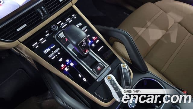 Porsche Cayenne (PO536) 3.0 E-гибрид, 2022 9