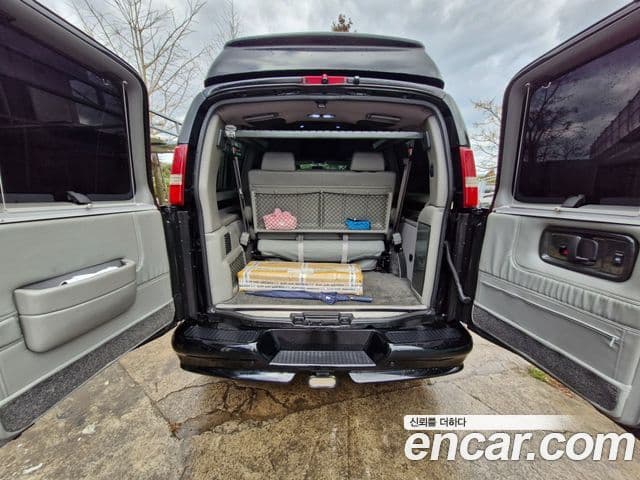 Chevrolet 익스프레스밴, 2010 8