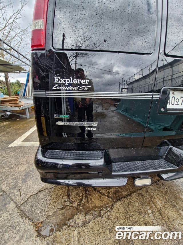 Chevrolet 익스프레스밴, 2010 11