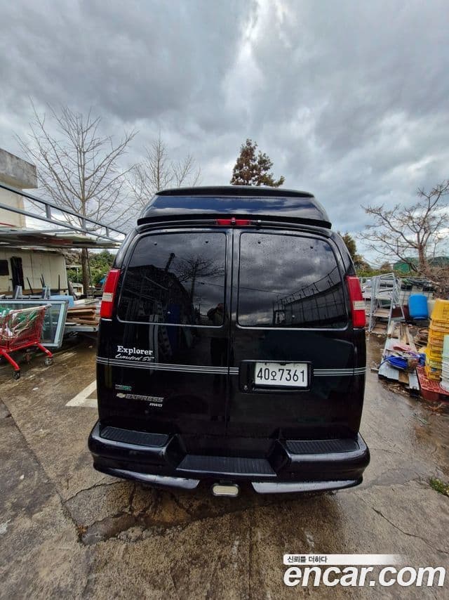 Chevrolet 익스프레스밴, 2010 12