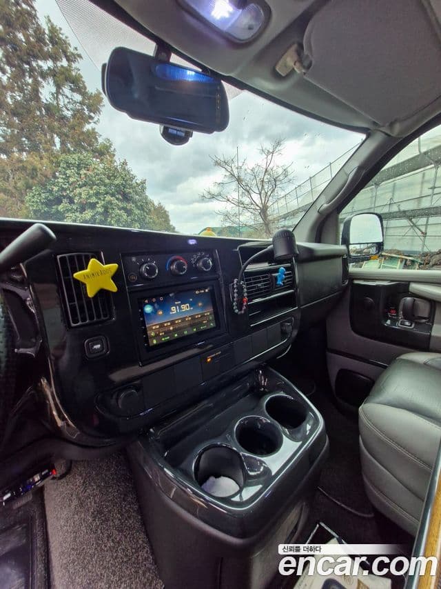 Chevrolet 익스프레스밴, 2010 17