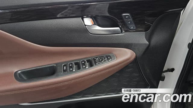 Hyundai Santa Fe TM Inspiration, 2020 17