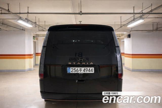 Hyundai Staria Inspiration, 2025 4